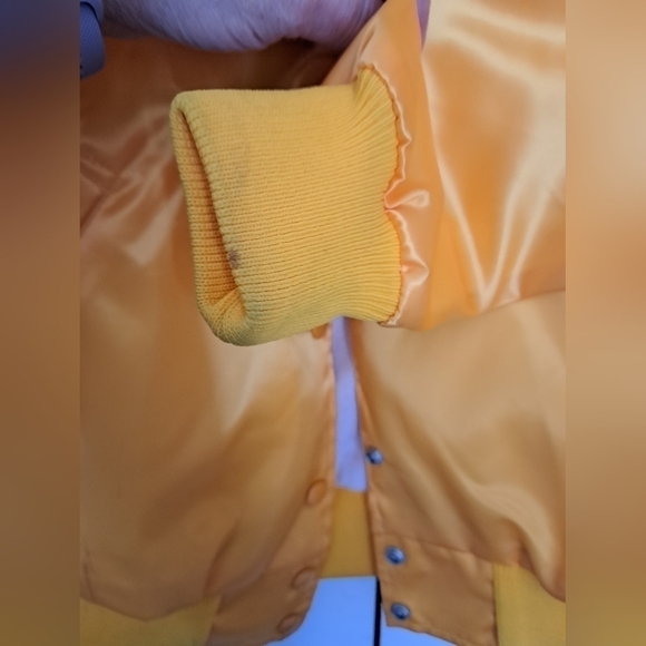 VTG BIRDIE RICHARD A LESLIE satiny jacket bright yellow snap front ladies XS - Picture 4 of 7